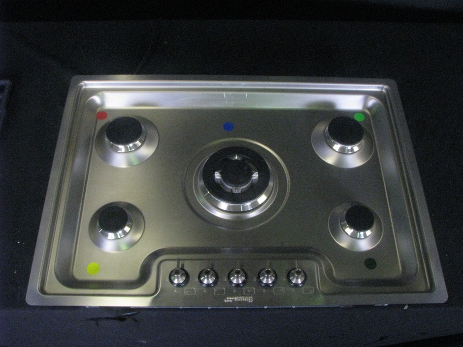 Smeg Flush Mounted Stainless Steel Gas Cooktop. ORP 2390. Auction Australia