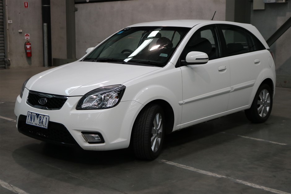 Kia rio r10