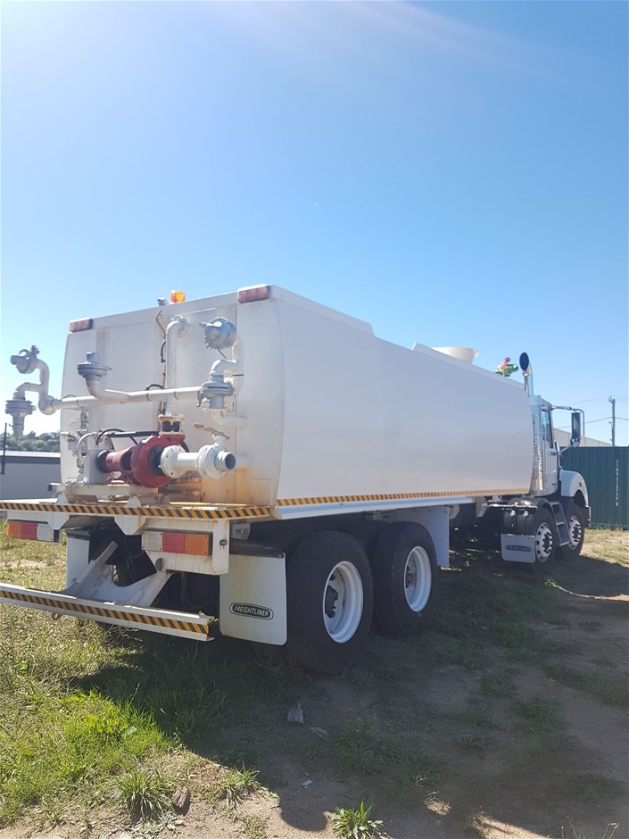 2011 Mack Metroliner 20000L 8 x 4 Water truck Auction (0001-5027147