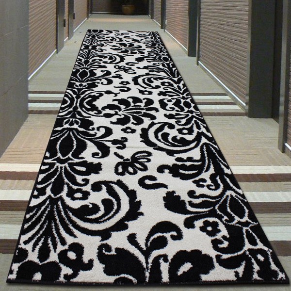 Damask Design Rug - Black & White - 300x