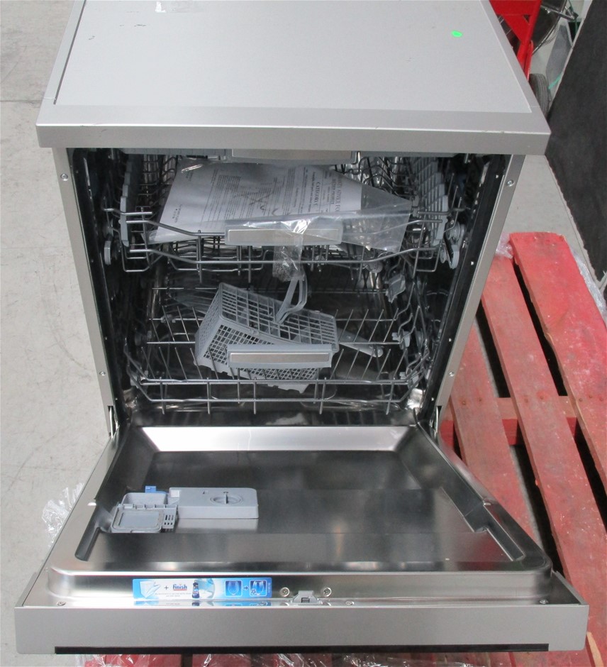 Westinghouse Stainless Steel Freestanding Dishwasher Model WSF6608X