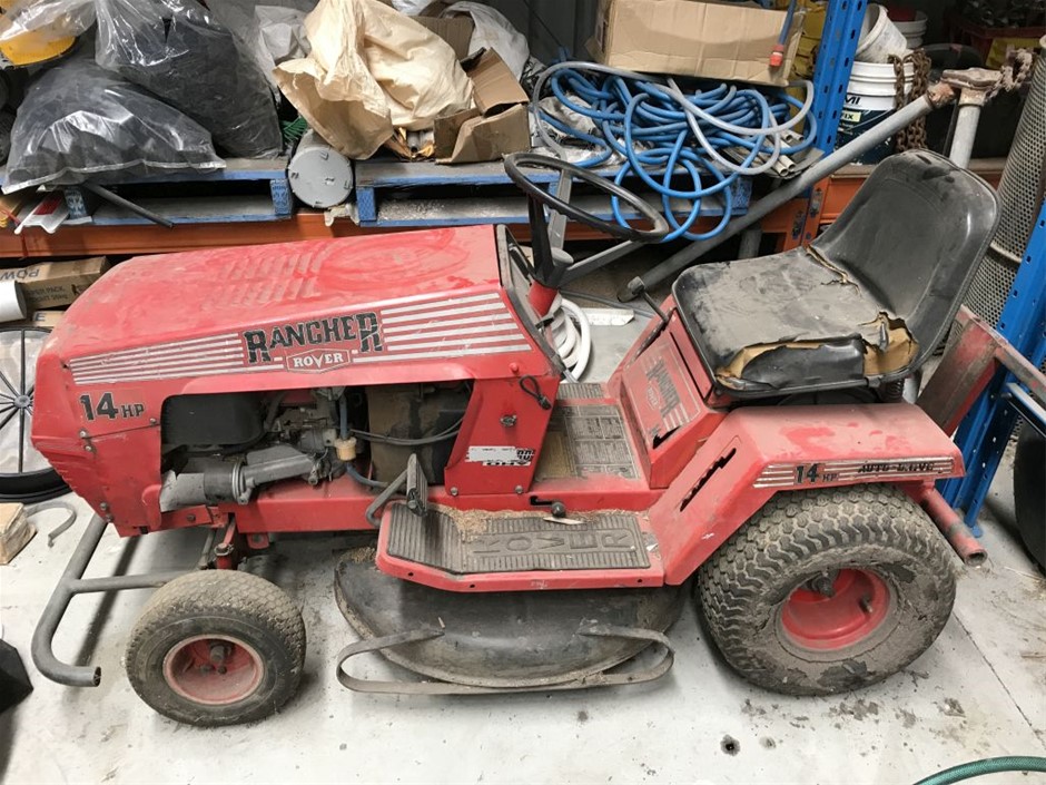Ride on lawn mower, Rover Rancher, Model 26177 Auction (00885027323