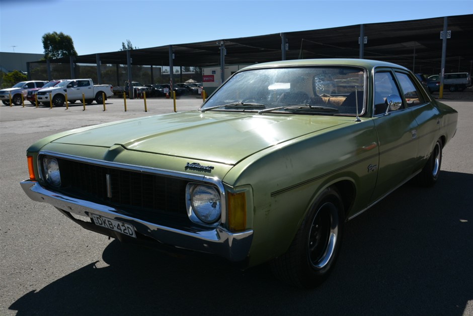 1973 Chrysler Valiant Automatic Sedan, 245 HEMI 20,284 km with log ...