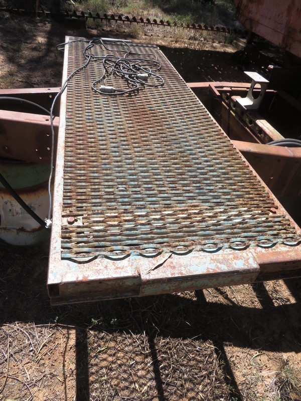 Ruddweigh Cattle Scales Deck and weigh pads and chords , no monitor