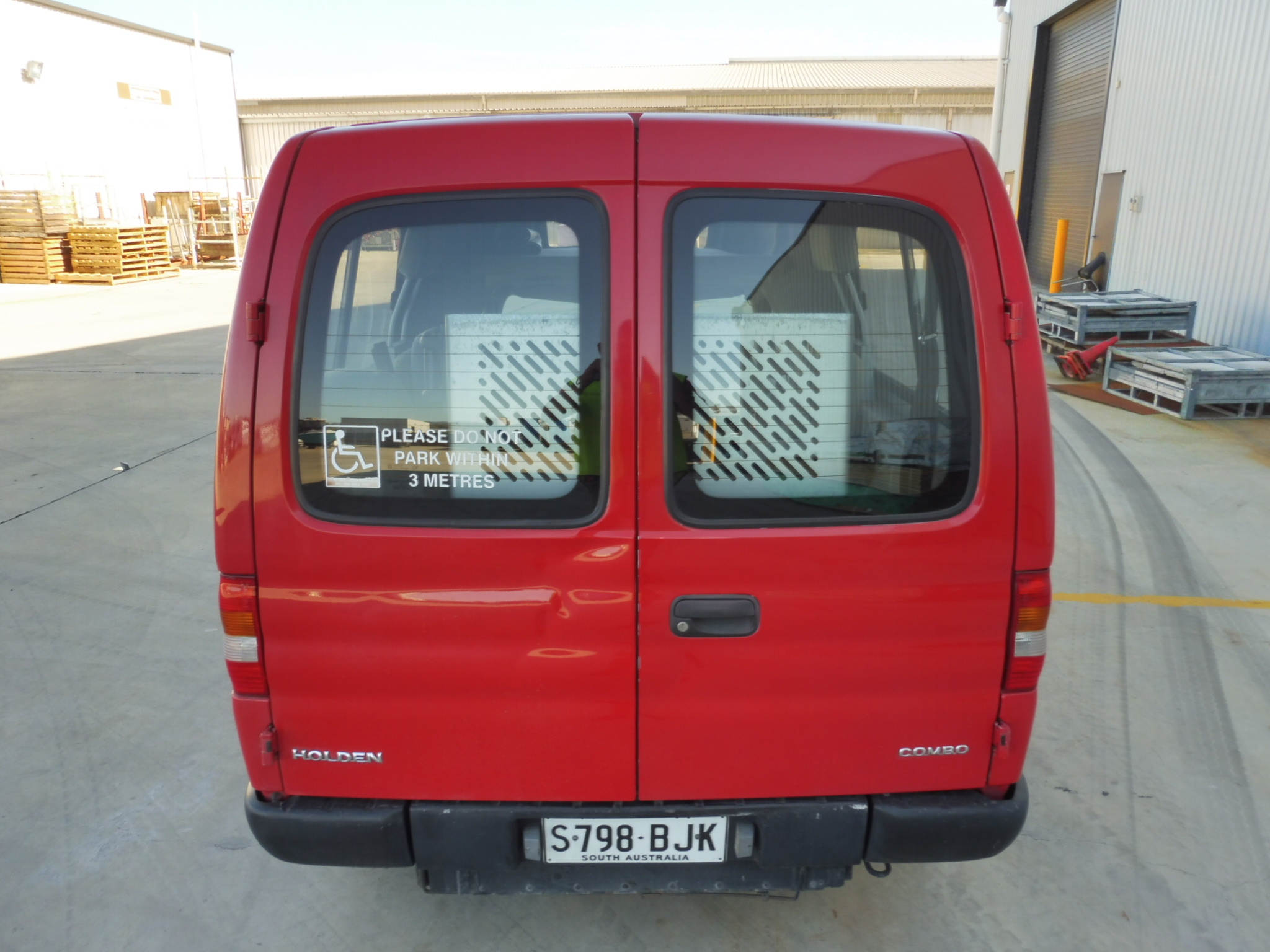 1999 Holden Combo SB Manual Van Auction (00018008981) Grays Australia