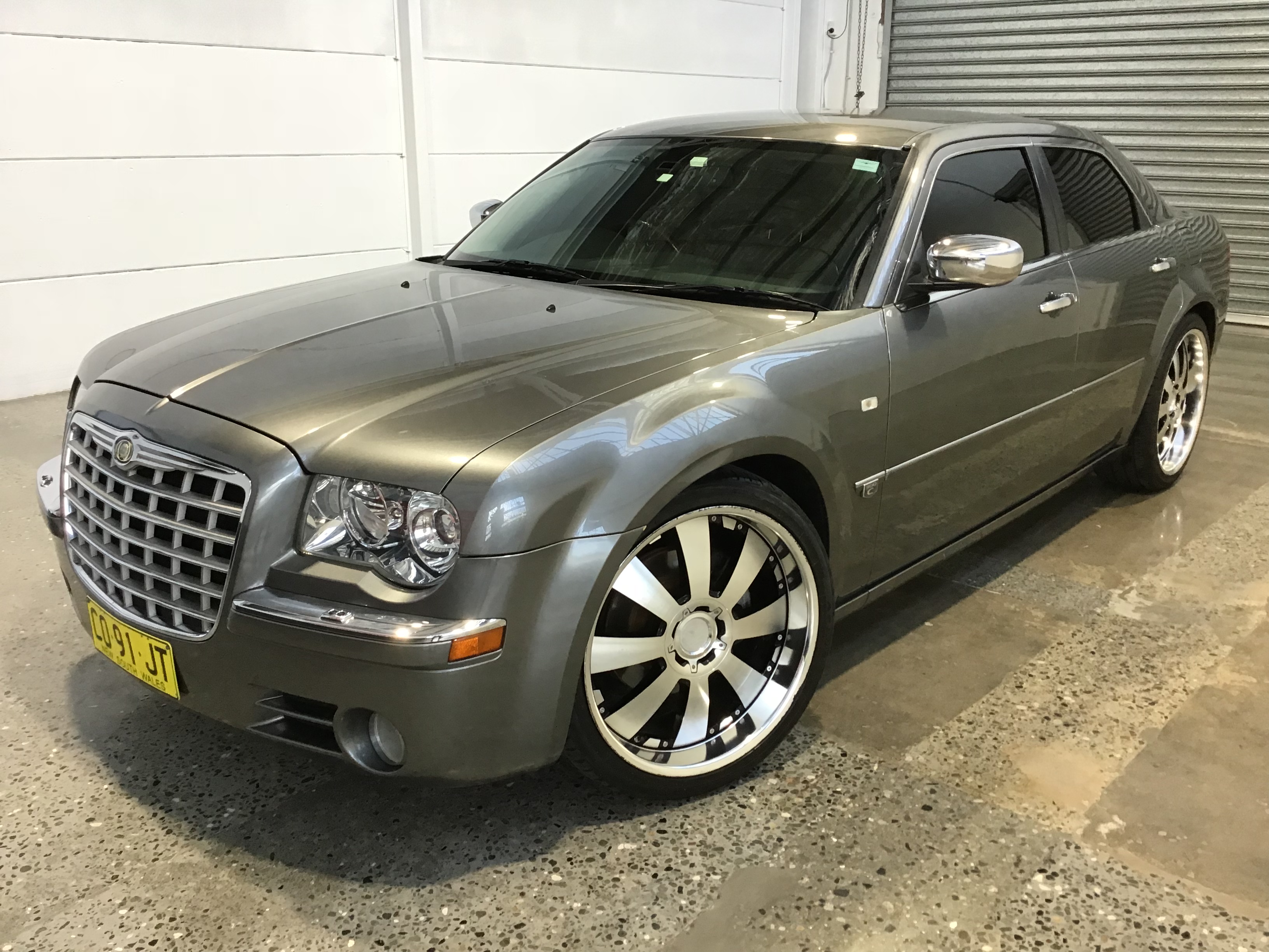 05 Chrysler 300c 5 7 Hemi V8 Le Automatic Sedan Auction 0001 Grays Australia