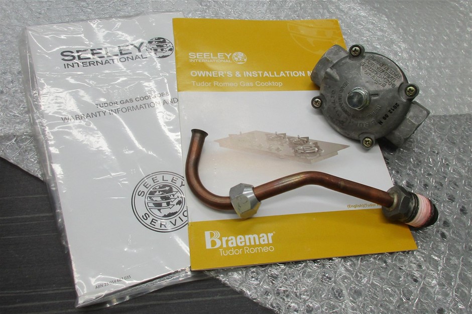 Braemar Tudor Romeo 900mm Black Glass Hob Gas Cooktop Model TD109