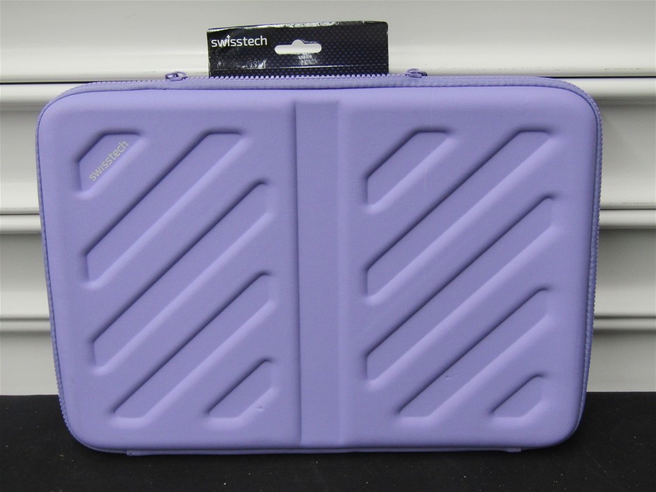 swisstech 15.6 inch carry case