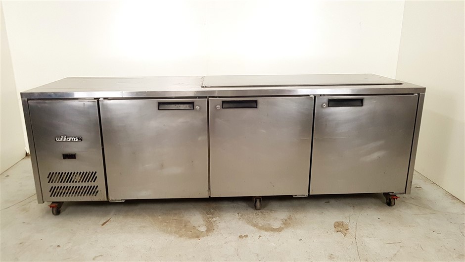 Skope Under Bench Fridge 2600 mm wide 800 mm height Rem Auction (0040