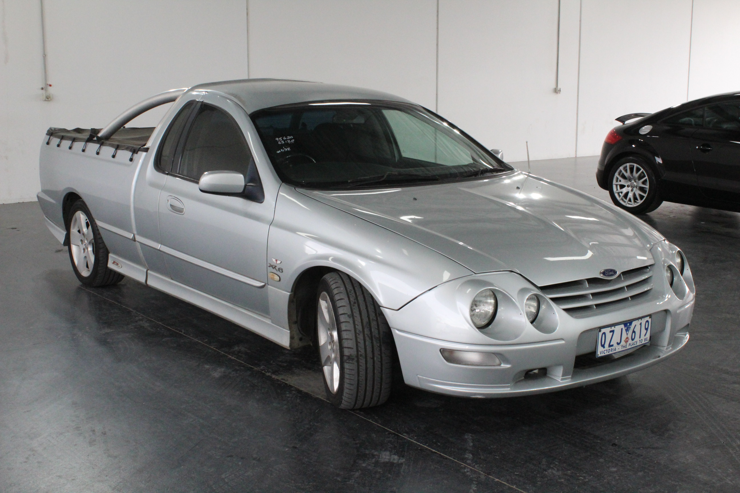 2001 Ford Falcon AU 2 XR6 VCT Tickford Pursuit Ute Auction (0001 ...