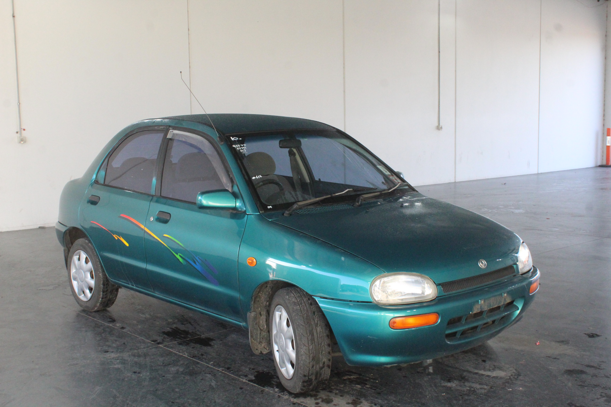 Mazda 121 db