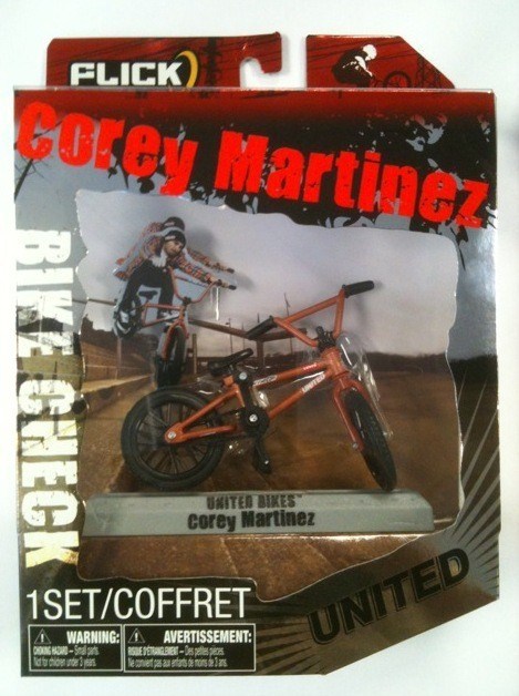 Flick Trix - Bike Check - Corey Martinez