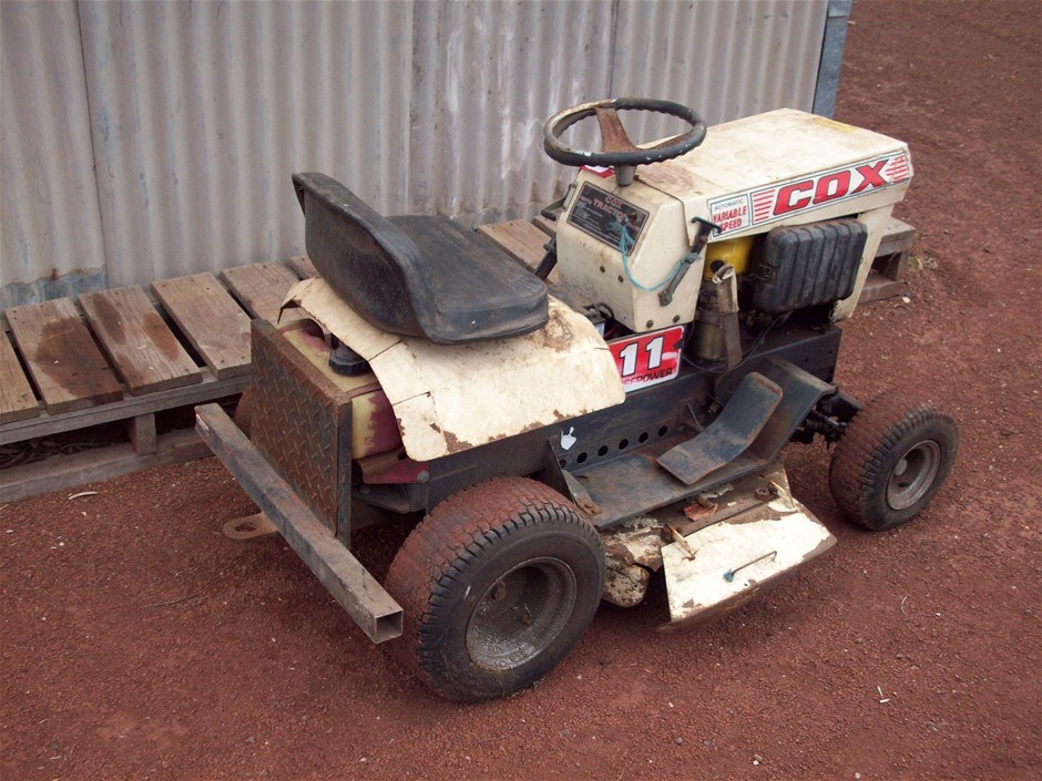 Cox ride on lawn mower 11hp Auction (00923002416) Grays Australia