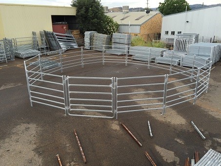 Horse Round Yard 16m