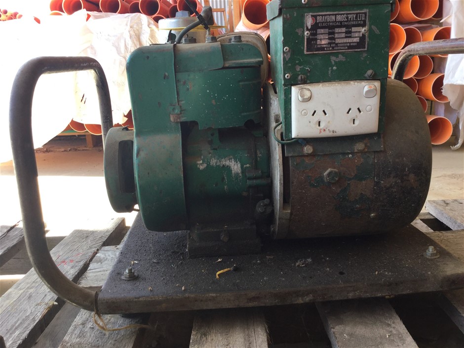 Briggs & Stratton Generator 2kVA (Green) Auction (01395036657