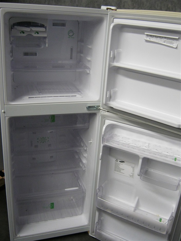 Domestic Refrigerator/Freezer, Samsung, cooltech model No SR21NME