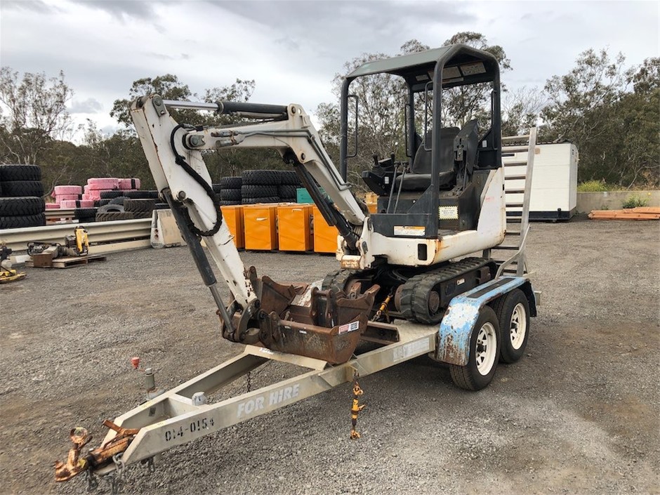 2010 Bobcat Mini Excavator On Trailer Auction (00027023746) Grays