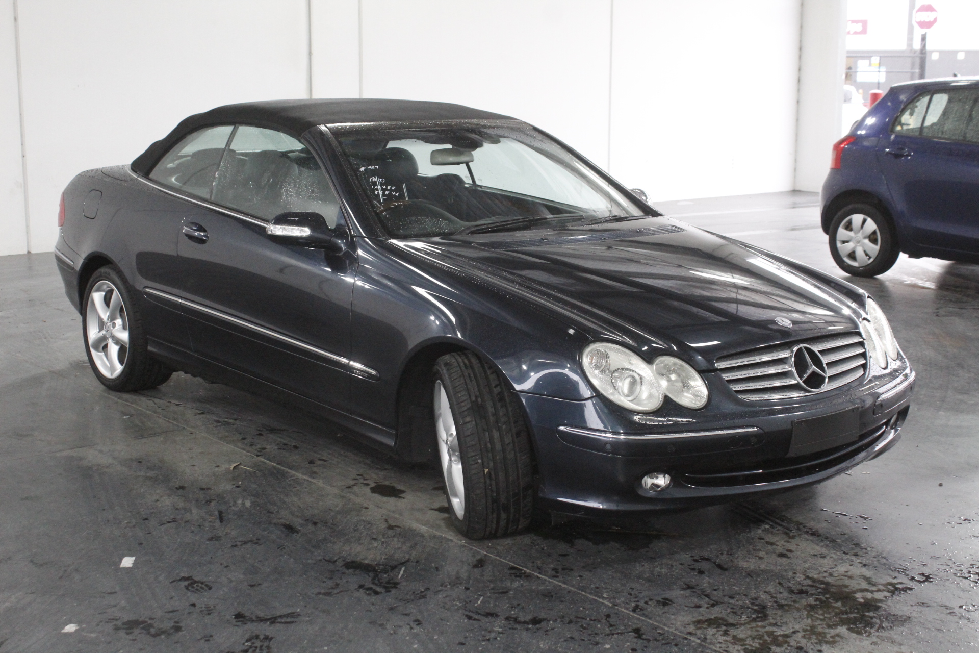 2004 Mercedes Benz CLK500 Avantgarde A209 Automatic Convertible Auction ...