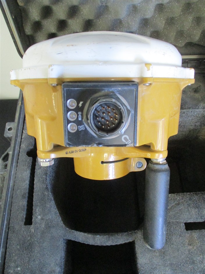 Trimble CB460 GPS Control Box with 2 x Trimble MS995 Receivers Auction