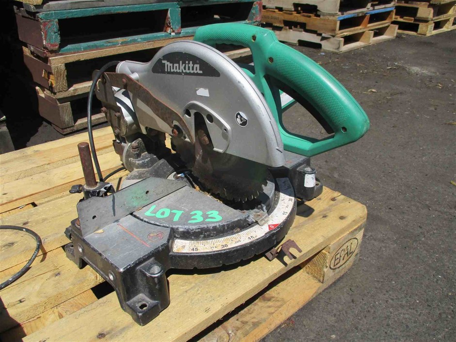 1 x Makita Compound Mitre Drop Saw Auction (0033-3016516) | Grays Australia