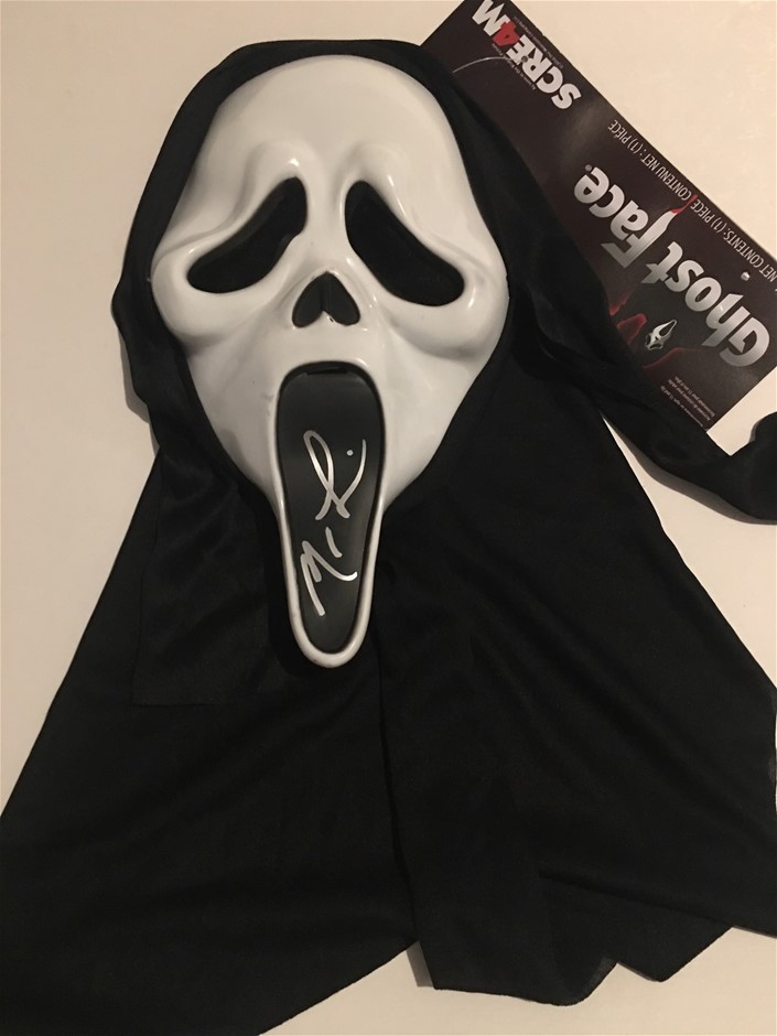 signed-full-size-scream-ghost-face-mask-pooraka-sa-auction-0099