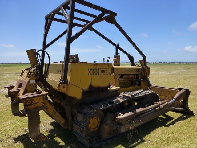 case-850-track-dozer-approx-1986-goolwa-sa-auction-0025-8000653