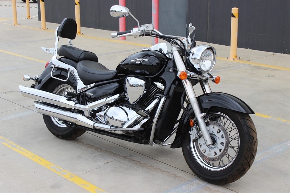 Vl800 suzuki boulevard