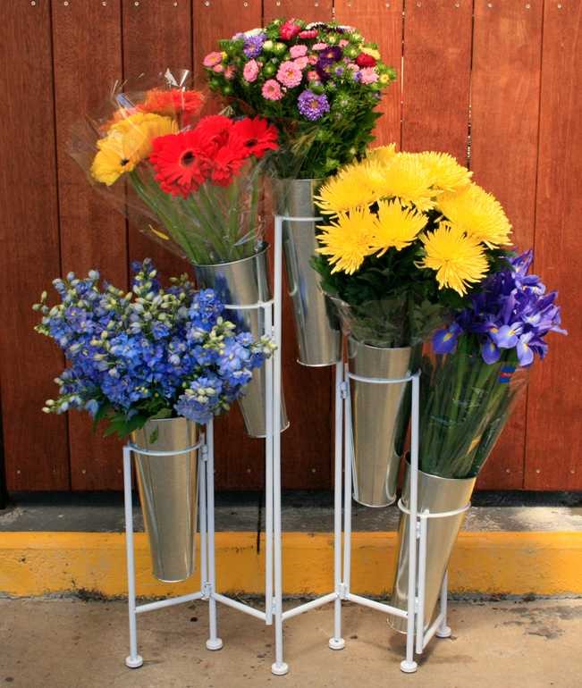 2 x NBR5 Flower Display Racks with Total 10 Flower Buckets + 10 Pot