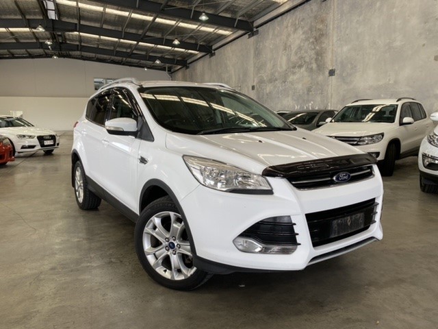 0.55 Ct - 2 Pcs Emerald