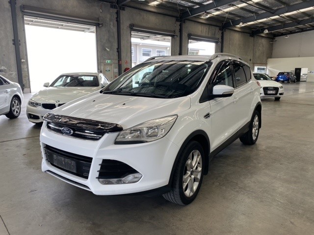 0.55 Ct - 2 Pcs Emerald