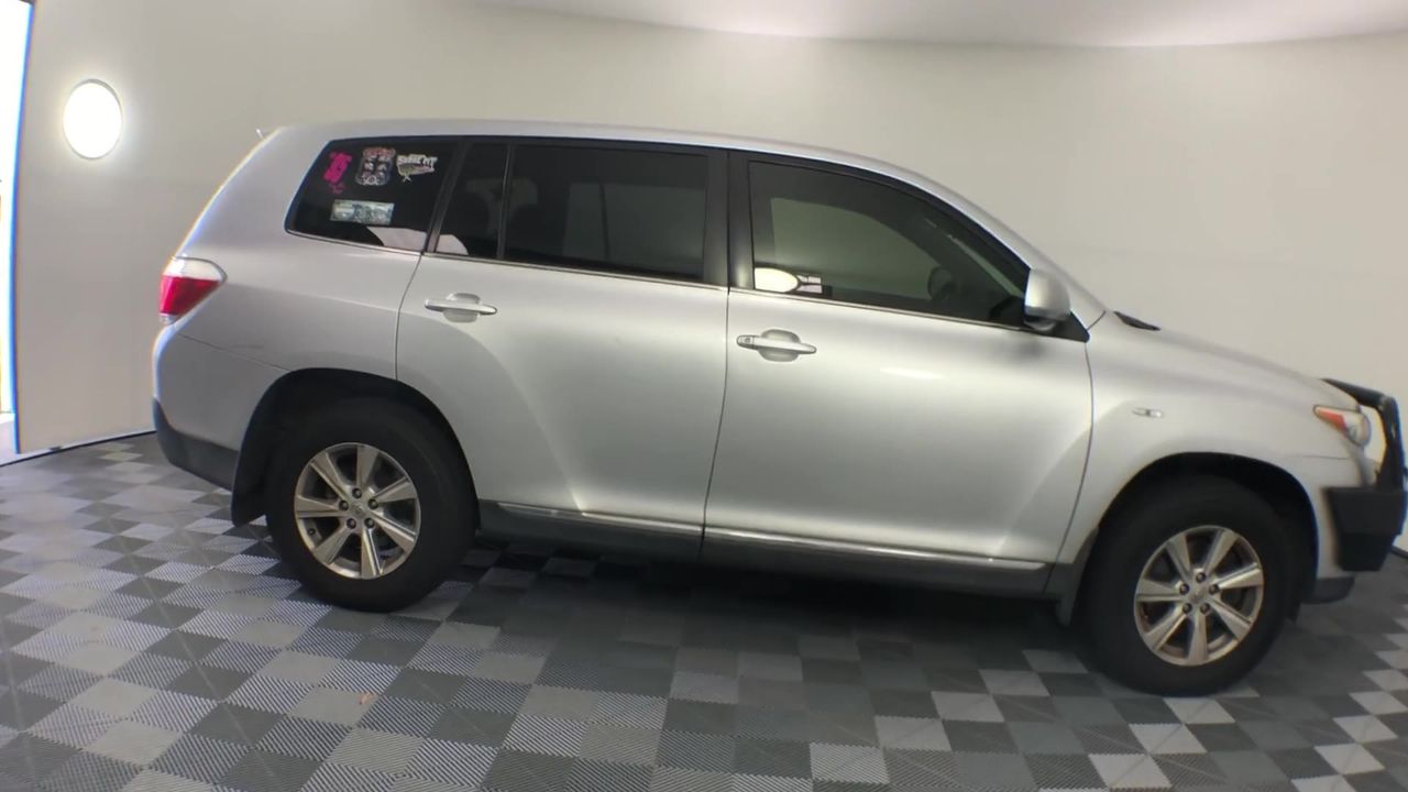 Men's Lapis Lazuli Roman Beaded Bracelet