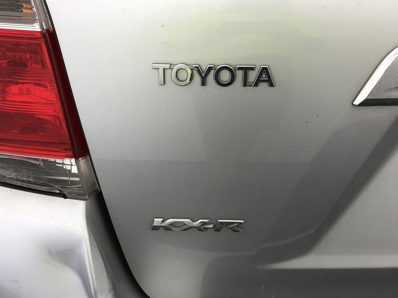 Men's 8mm Brown Stripey Agate & Golden Rhinestone Beaded Gemstone Bracelet