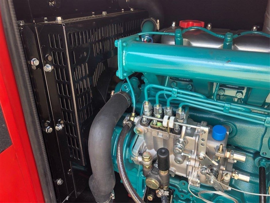 6-7mm Black Pearl & Rhinestone Real Platinum Plated Bracelet