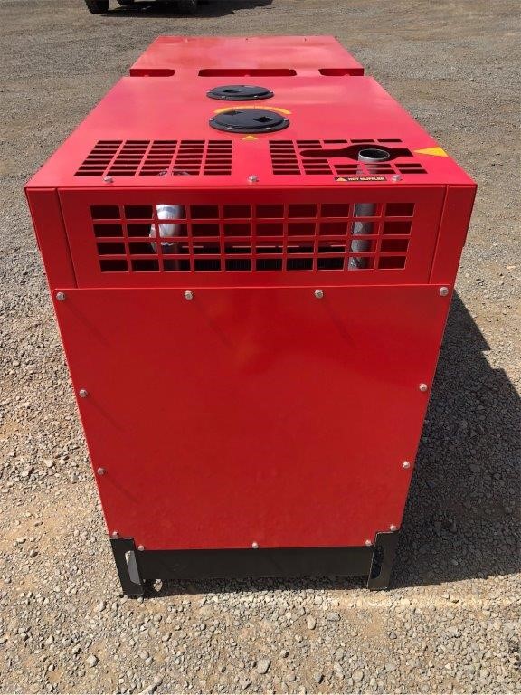 Pearl & Swarovski® Crystal Real Platinum Plated CBracelet