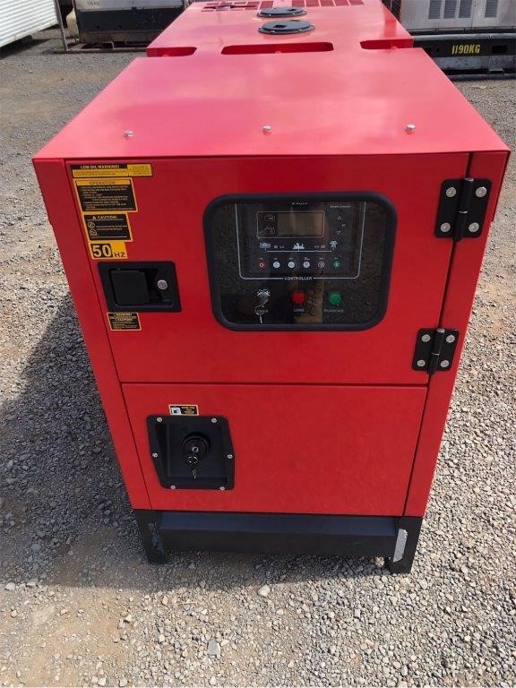 6-7mm White Pearl & Rhinestone Real Platinum Plated Bracelet