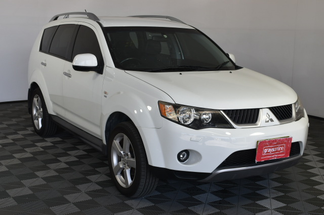 Howlite Gemstones & Swarovski® Crystal Earrings