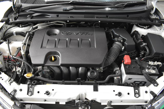 6-7mm White Pearl & Rhinestone Real 18k Gold Plated Bracelet