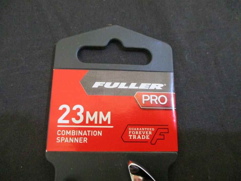 6mm Labradorite & Baroque Pearl Pendant Charm Bracelet