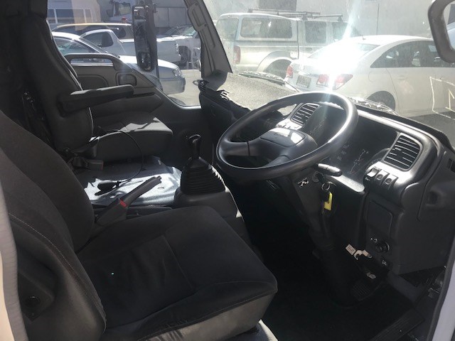 5-6mm White Freshwater, Baroque Pearl Necklace Swarovski® Crystal.