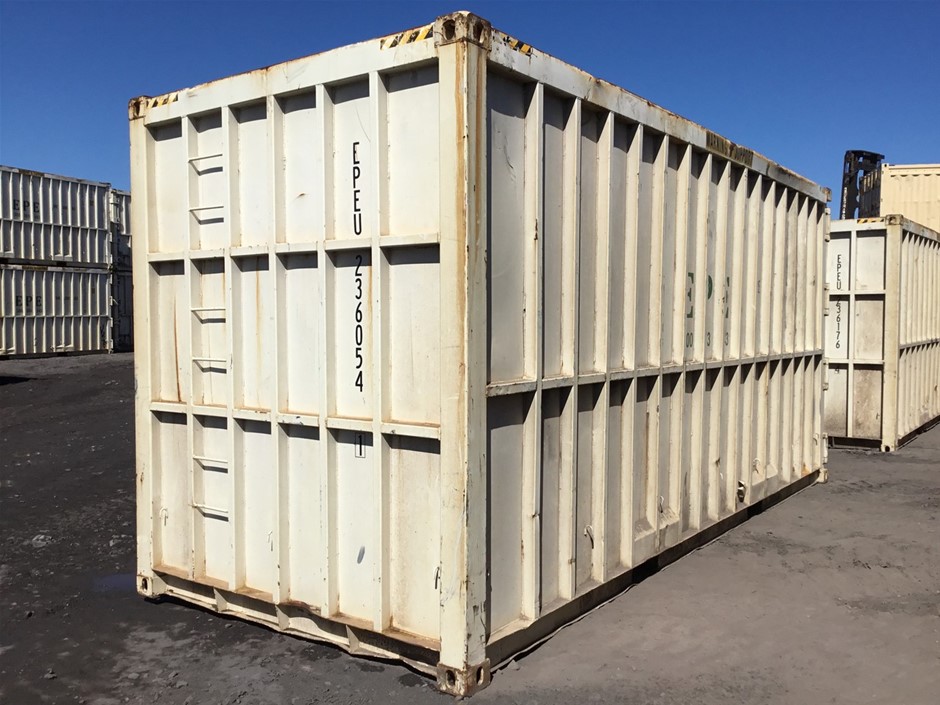 18k Gold Filled, White Face Iced Out Diamond Quartz Wrist Watch