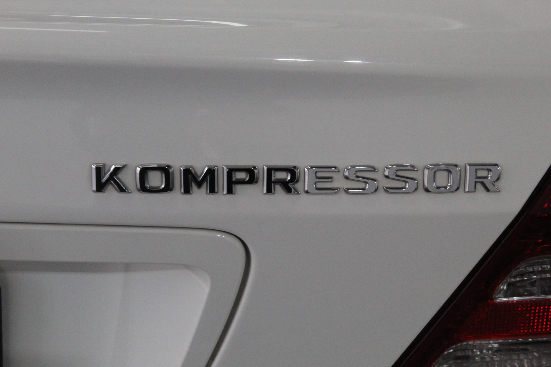 Luxury Black Stainless Steel Full Diamond Quartz Iced Out Wrist Watch