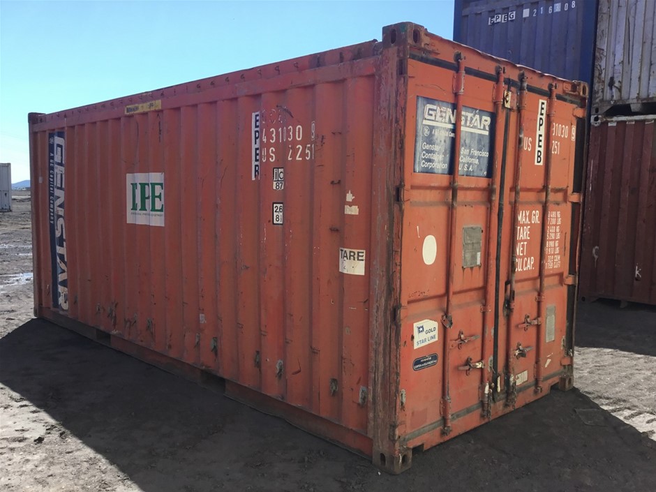 Green Agate & Swarovski® Austrian Crystal Platinum Plated Pendant Necklace