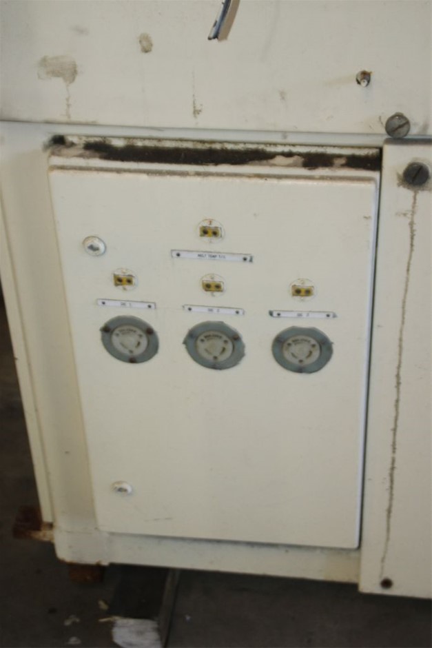 ILPRA OPTI 300 FILL SEAL Cup Sealer Machine with Mobile Bench