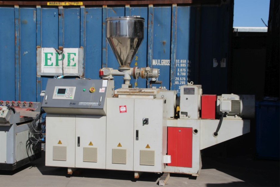 Prep Bench with Under Shelf