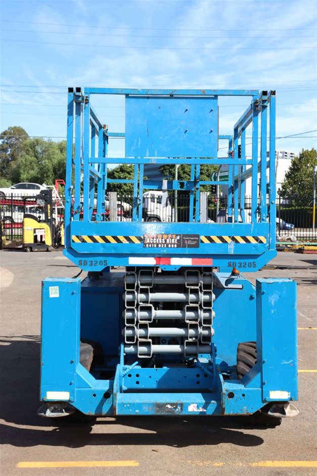 11.67ct Pear Facet Cut Bi-Colour Ametrine Gemstone - 1Pc