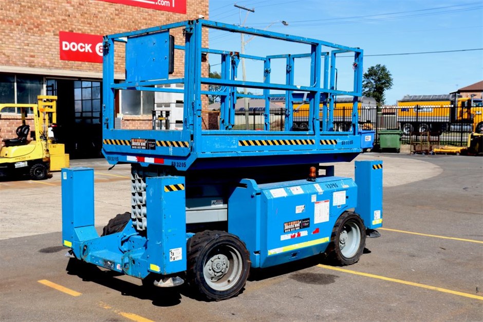 5.28ct Round Facet Cut Iridescent Labradorite Gemstones - 14Pcs