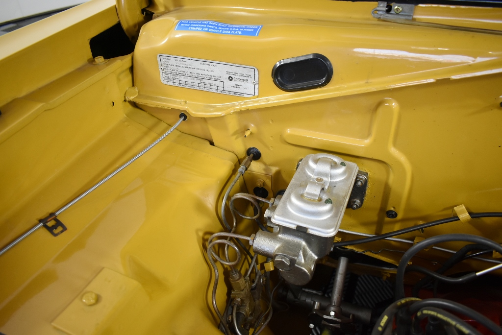 18K Gold-Filled Cuban Style Link Ring with Simulated Diamonds - Size 10