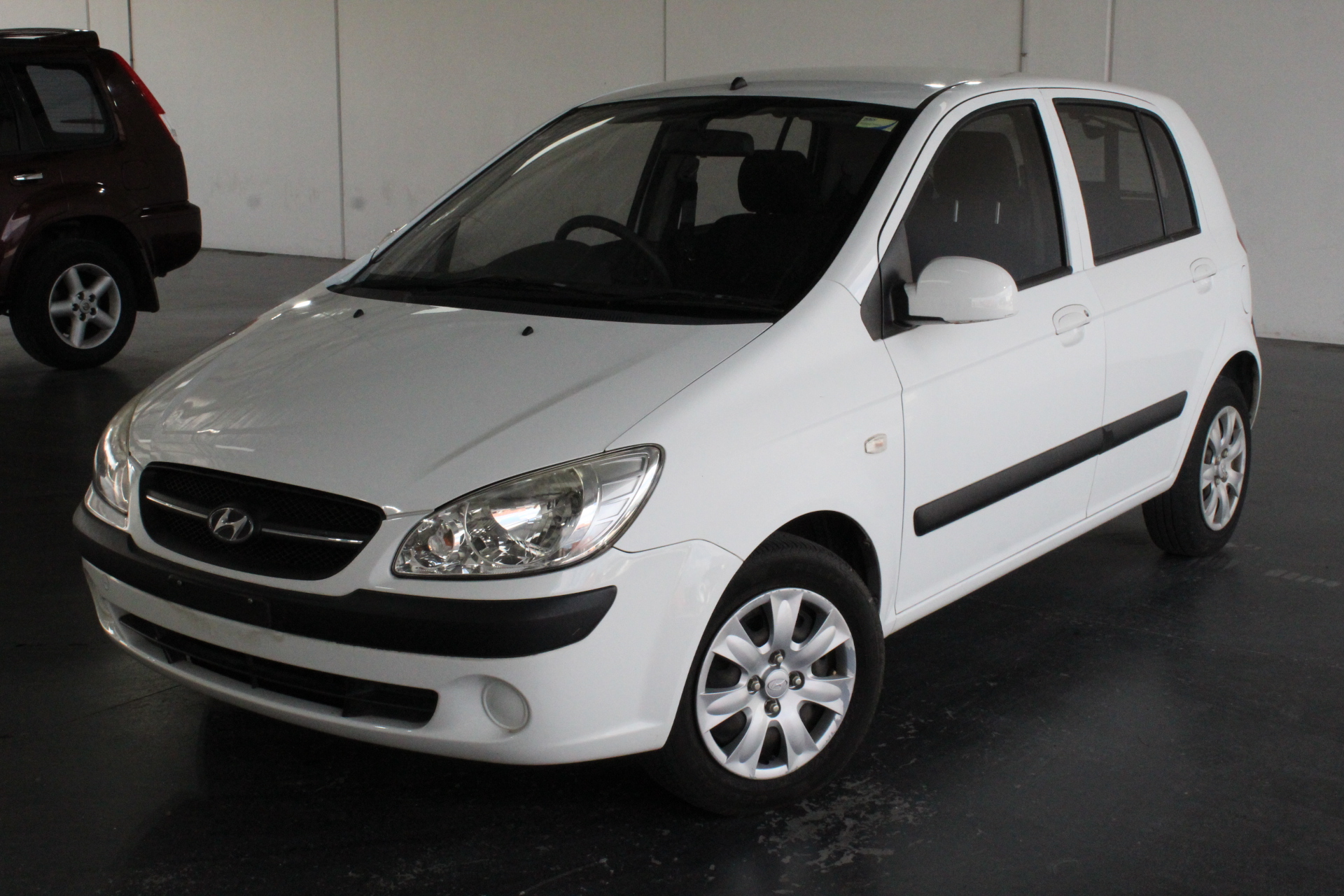 One Kilo of Australia KGV/King George VI/Queen Elizabeth Mix Date