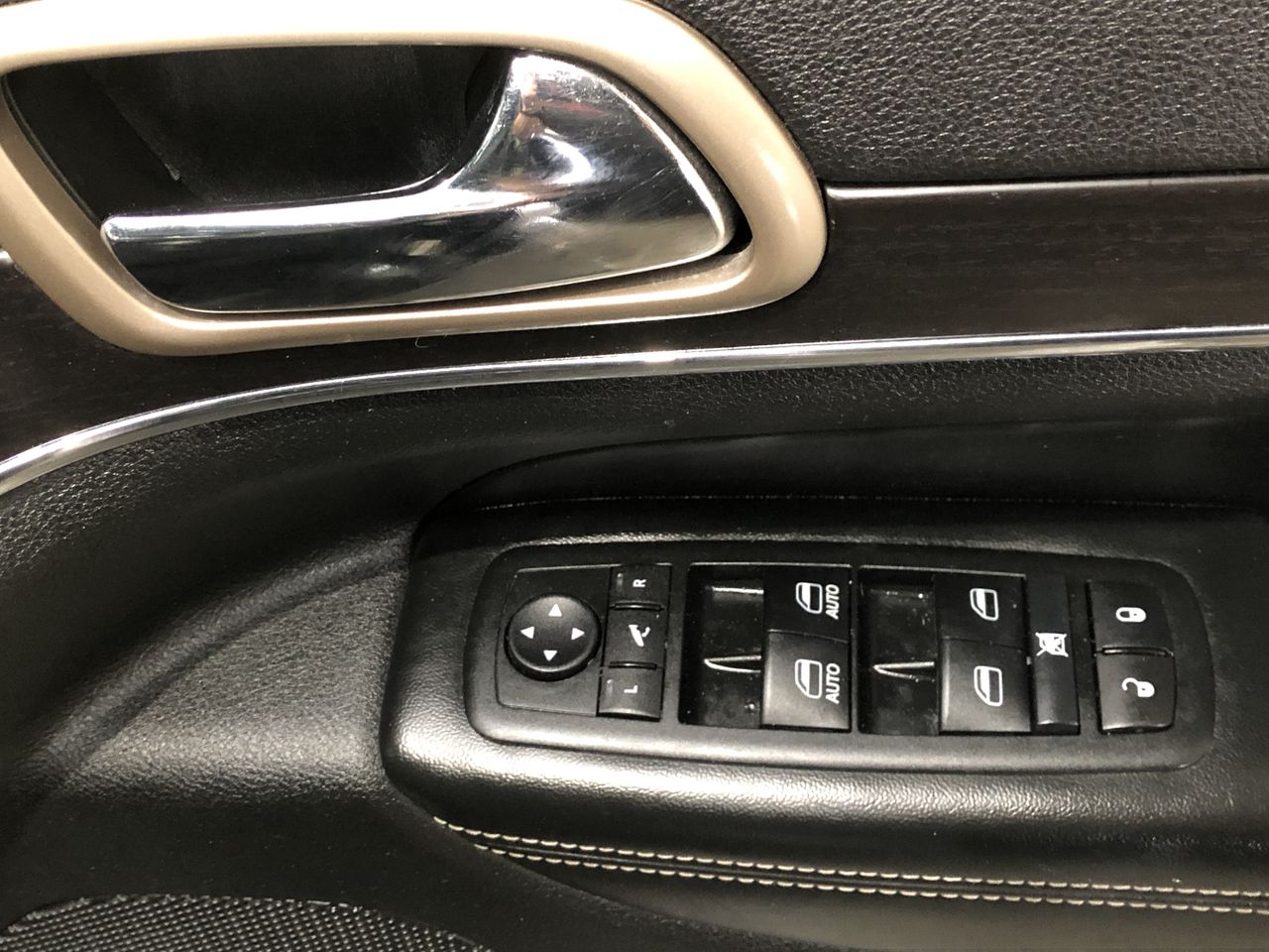 2x Guardsman Revitalising Wood Finish Products 473ml