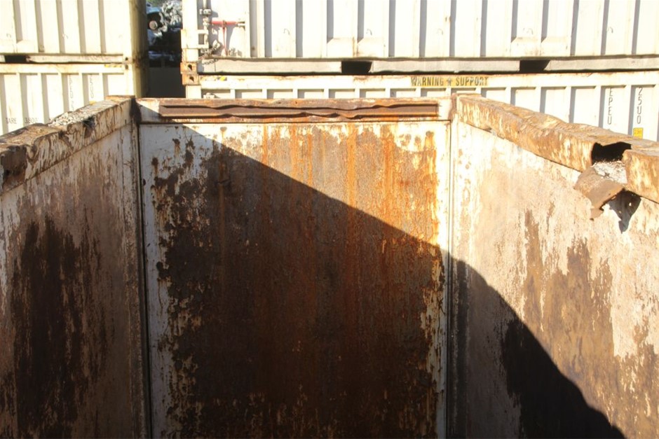 6mm Amethyst & Baroque Pearl Dangling Earrings.